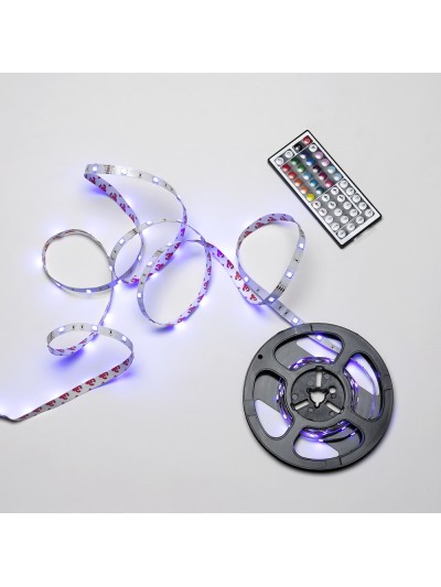 Tira Led Multicolor Rgb Con Mando Adhesiva Con 150 Leds 36 W 12 V. 850 Lumenes Luz Multicolor IP 20 5 Metros