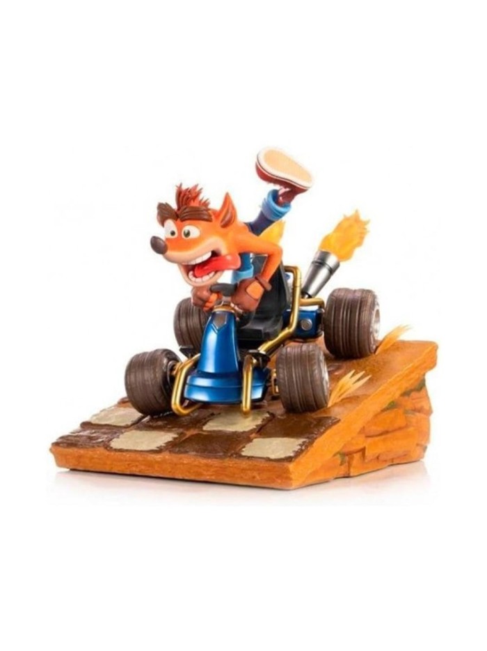 Figura first 4 figures crash team racing nitro - fueled crash en un kart Figura first 4 figures crash team racing nitro - fueled crash en un kart