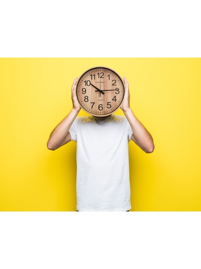 Reloj q-connect de pared de plastico redondo 25,7 cm movimiento silencioso color madera natural