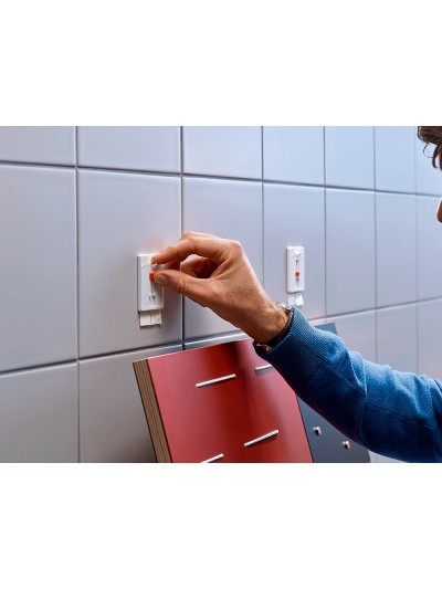 Clavo autoadhesivo tesa sujecion hasta 4 kg uso azulejos removible blister de 2 unidades