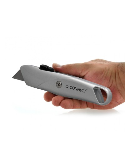 Cuter q-connect metalico ancho retractil con mecanismo de bloqueo cuchilla 18 mm xd-53 blister 1 unidad