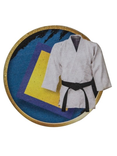 25/26 APLIQUE MADERA KARATE