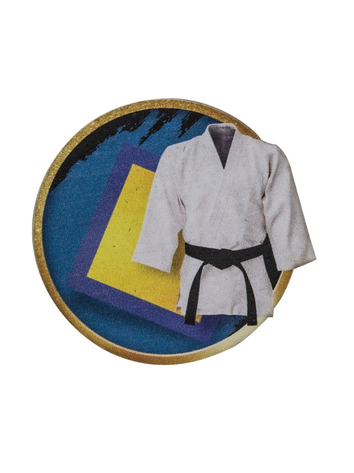 25/26 APLIQUE MADERA KARATE