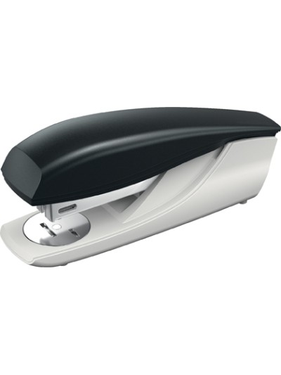 Grapadora petrus 235 color negro capacidad 20 hojas usa grapas 22/6 24/6 y 26/6