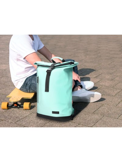 Cartera antartik mochila water proof enrollable diseño casual color turquesa 480x130x280 mm
