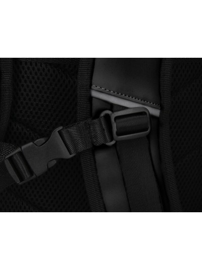 Cartera antartik mochila water proof enrollable diseño casual color negro 480x130x280 mm