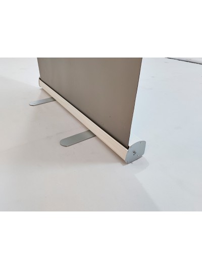 Display enrollable yosan roll up aluminio 1 cara ancho 85 cm altura 200 cm
