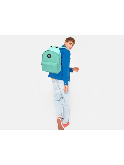 Cartera antartik mochila con asa y bolsillos con cremallera color verde menta 310x160x410 mm