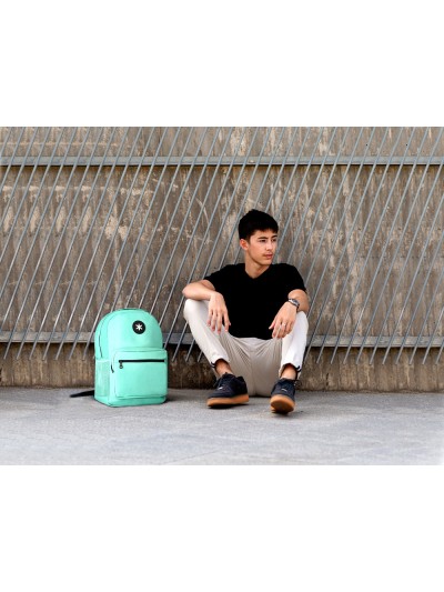 Cartera antartik mochila con asa y bolsillo frontal concremallera color verde menta 320x140x430 mm
