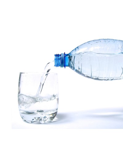Agua mineral natural fuente primavera botella de 1,5 l