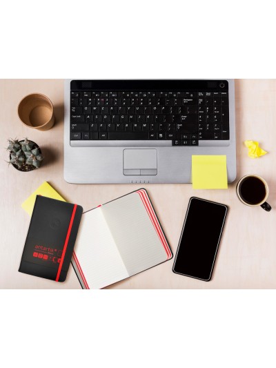 Cuaderno con gomilla antartik notes tapa dura a6 hojas rayas negro y rojo 100 hojas 80 gr fsc