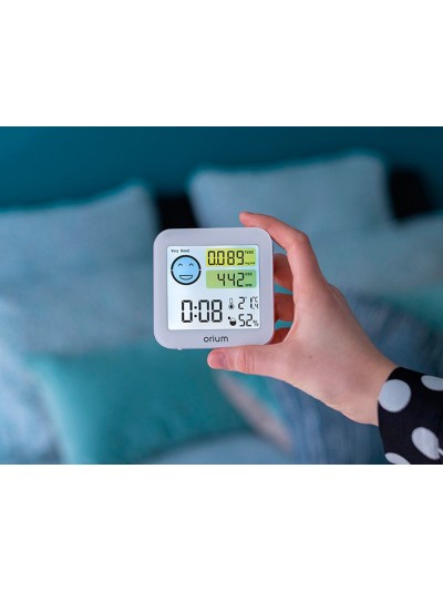 Medidor de aire orium quaelis 20 medidor de co2 y cov superficie 30 m2 pantalla lcd color blanco 8x2,5 x 8 cms