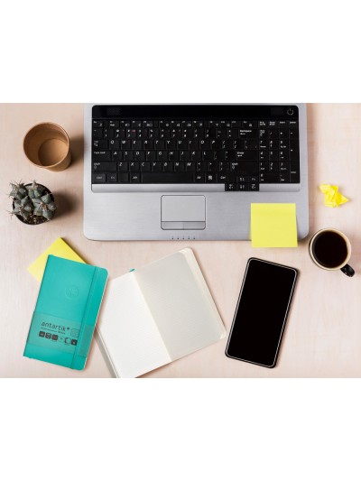 Cuaderno con gomilla antartik notes tapa blanda a6 cuadricula turquesa 100 hojas 80 gr fsc