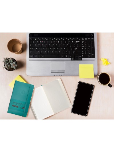 Cuaderno con gomilla antartik notes tapa blanda a6 cuadricula verde aguamarina 100 hojas 80 gr fsc
